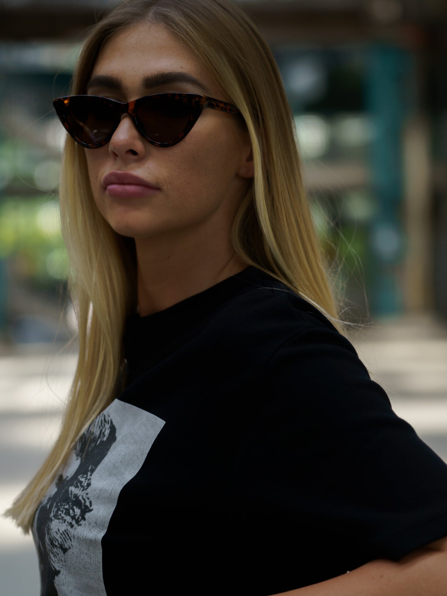 Adem Jashari T-Shirt Woman