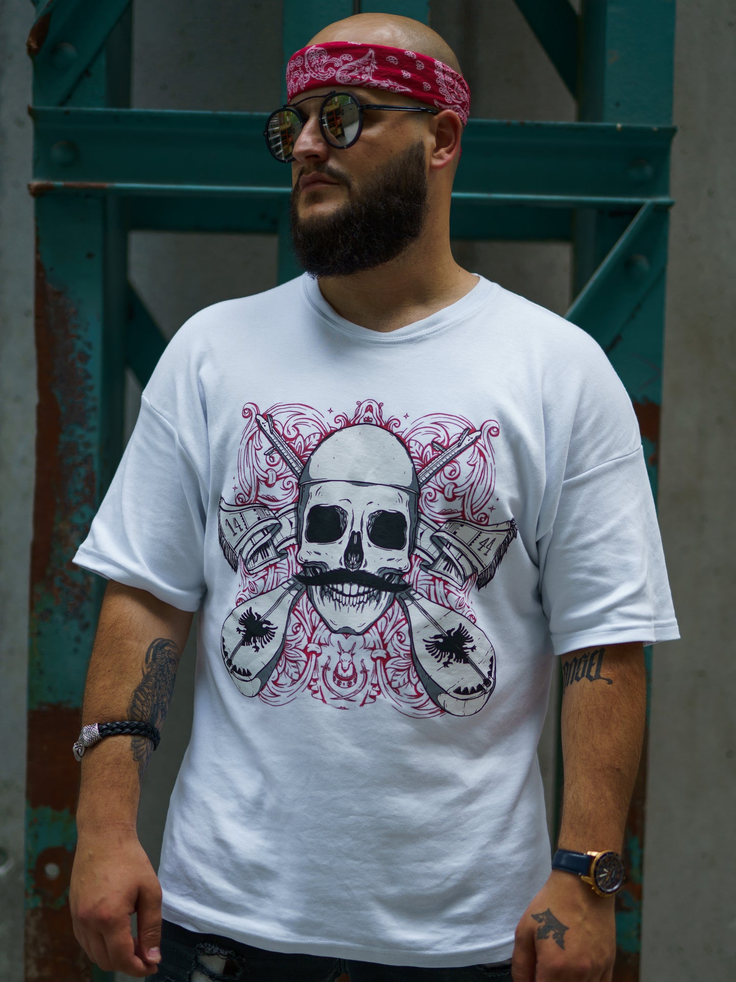 Skull with Qifteli Oversize T-Shirt White